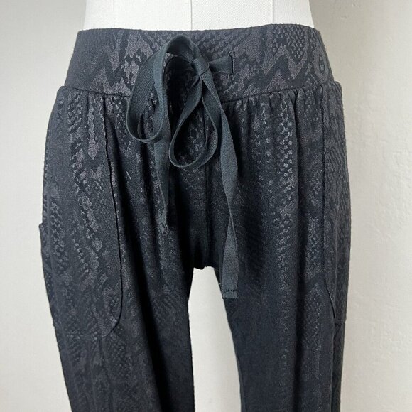 Terez Joggers Pants Foil Snakeskin Printed Black Drawstring Modal Size XS - Picture 2 of 11
